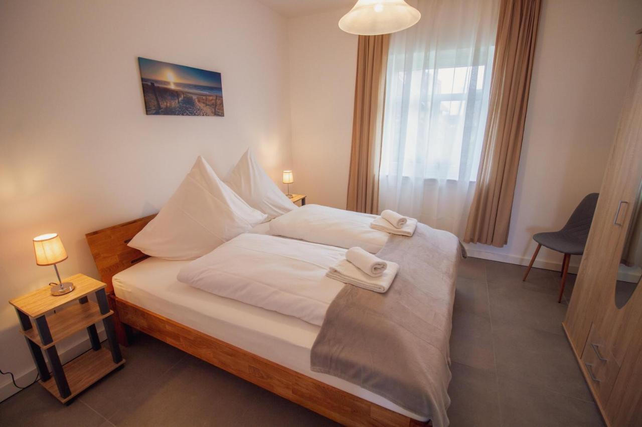 Ferienhaus Rena Krummhörn エクステリア 写真